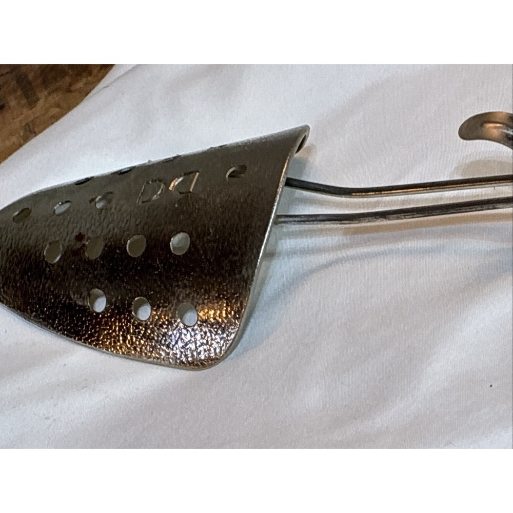 Vintage Ekco Hammered Metal Chrome‎ Adjustable Shoe Tree Pair - Picture 5 of 10